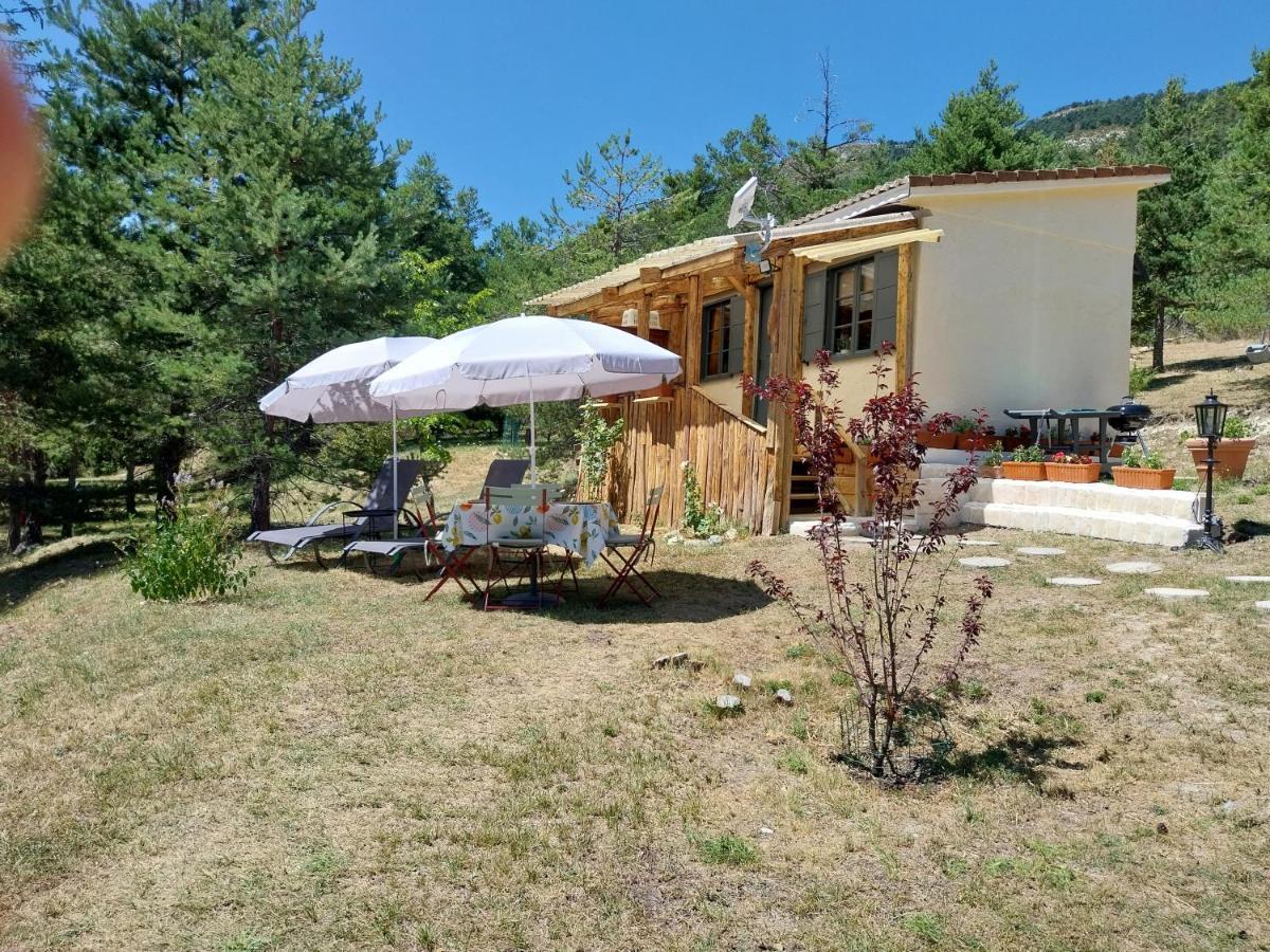 Petit Studio Dans La Prairie Saint-Auban  Extérieur photo