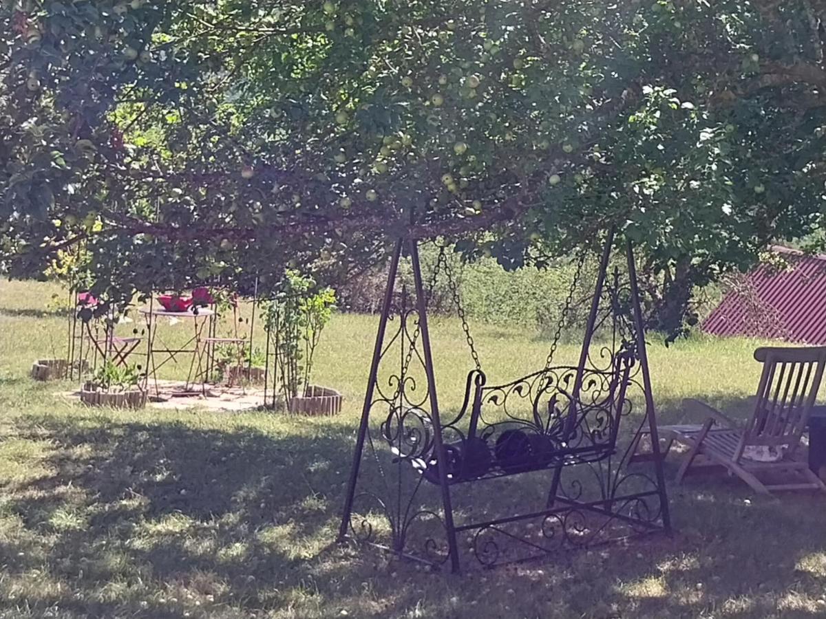 Petit Studio Dans La Prairie Saint-Auban  Extérieur photo